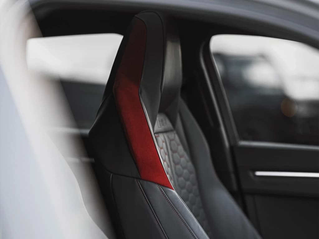 Audi RS Q3 — photo 6 of 6