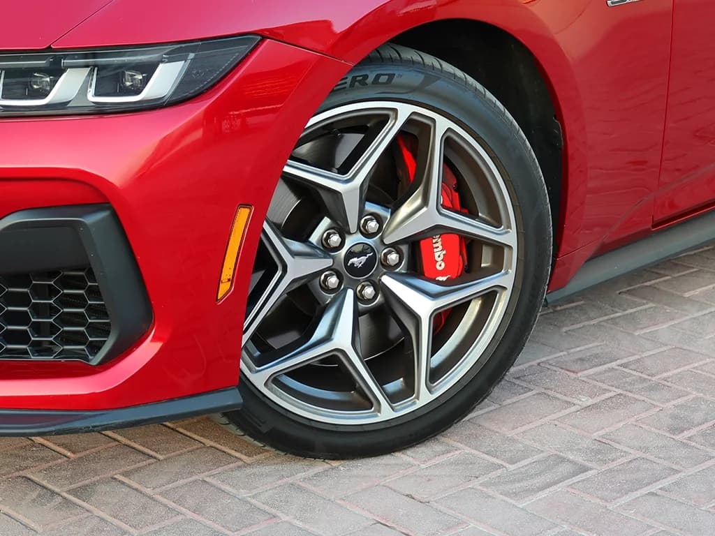 Ford Mustang GT V8 Convertible 2024 — photo 7 of 8