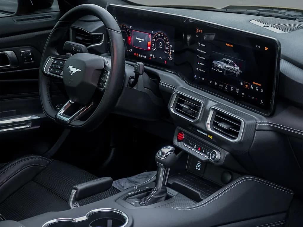 Ford Mustang GT Premium V8 2025 — photo 5 of 6