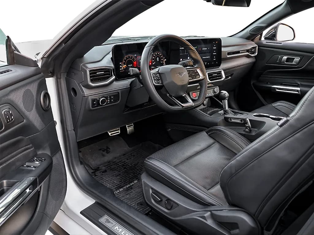 Ford Mustang GT Premium V8 2024 — photo 5 of 8