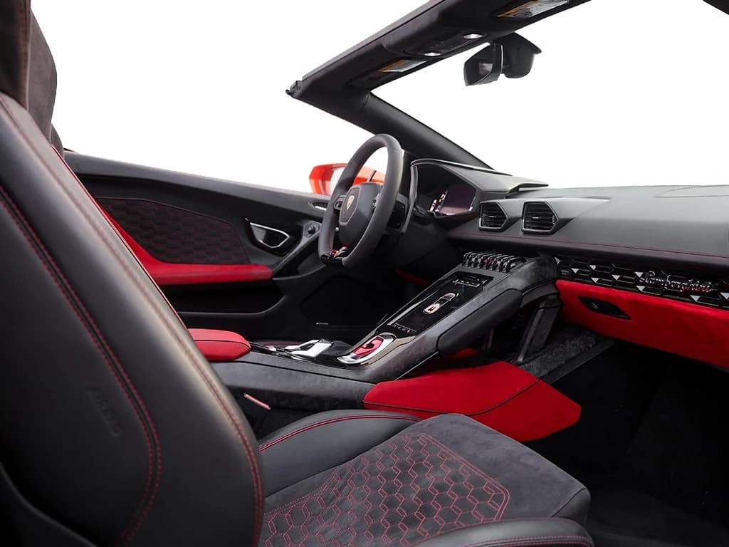 Lamborghini Huracan Evo Spyder — photo 5 of 8
