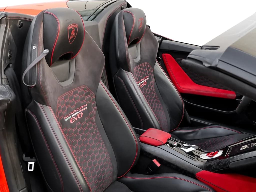 Lamborghini Huracan Evo Spyder — photo 7 of 8