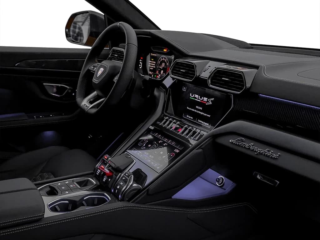 Lamborghini Urus S — photo 8 of 8
