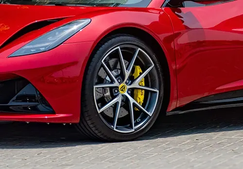 Lotus Emira 2024 — photo 6 of 6