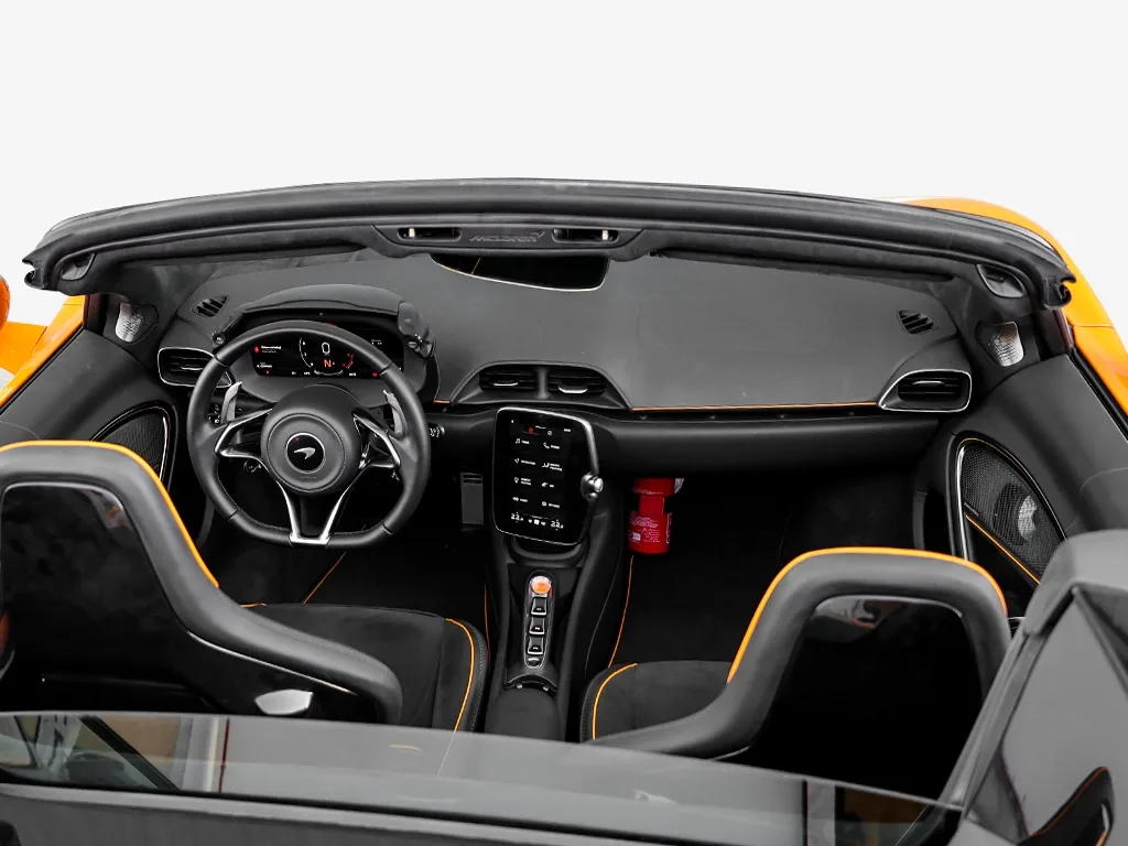 McLaren Artura Spider 2025 — photo 6 of 8