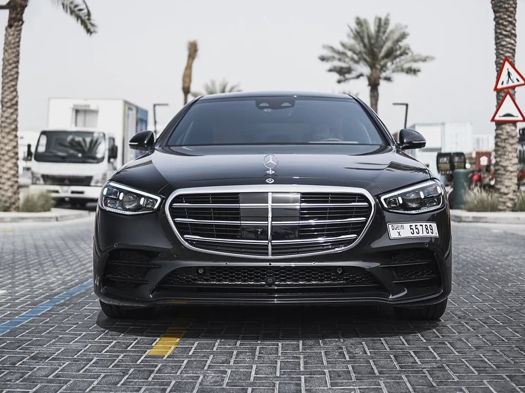 Mercedes Benz S500 — photo 2 of 7