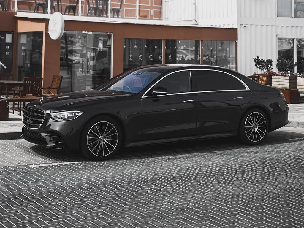 Mercedes Benz S500 — photo 3 of 7