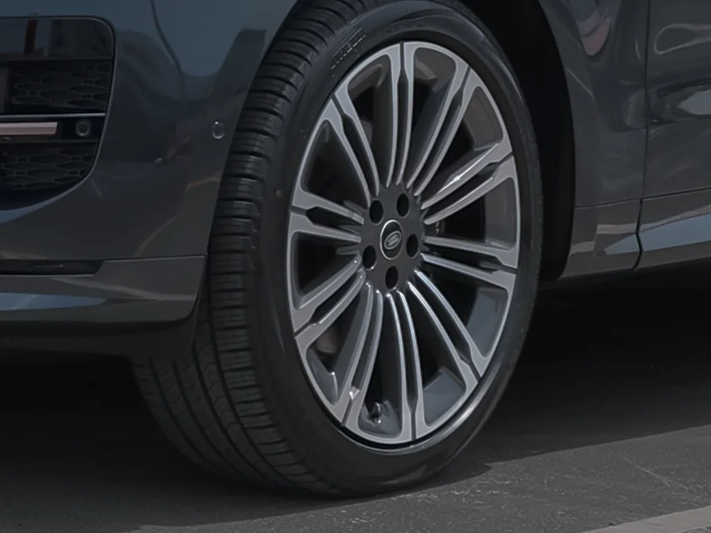 Range Rover Sport 2024 — photo 6 of 6