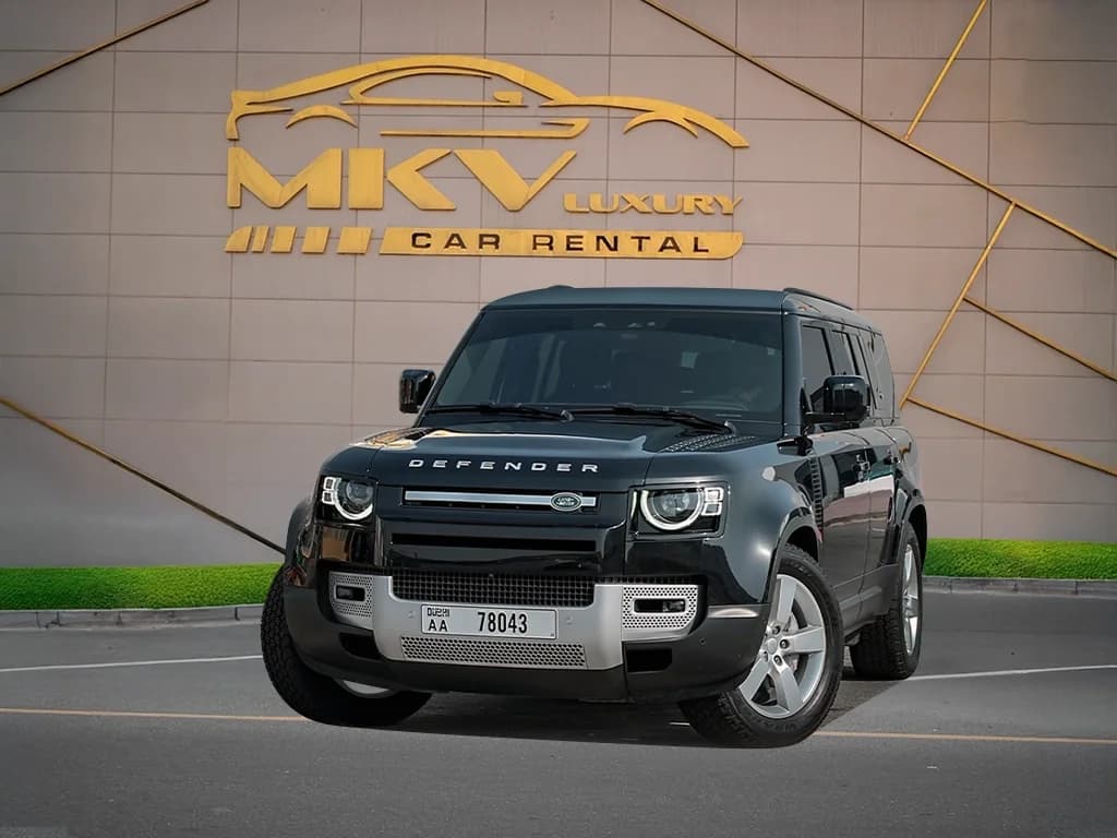 Land Rover Defender 130  view 2