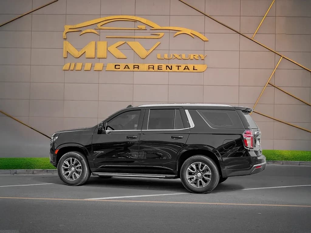 Chevrolet Tahoe 2024 — photo 2 of 8