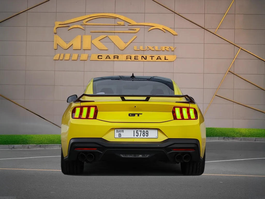 Ford Mustang GT Premium V8 2025 — photo 3 of 6