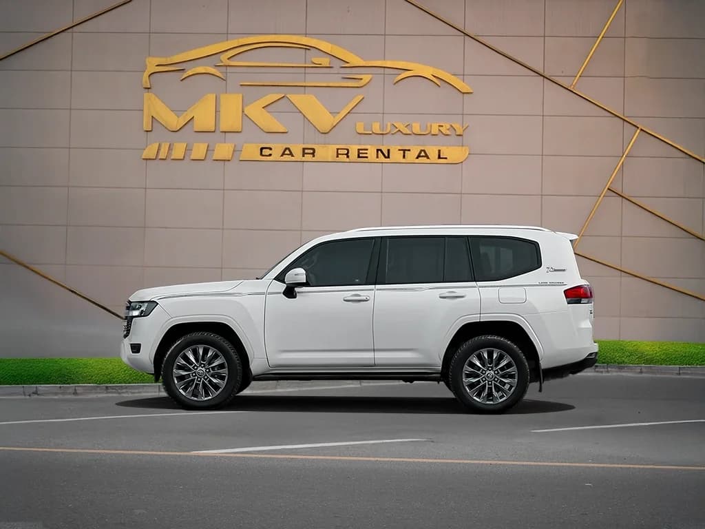 Toyota Land Cruiser — photo 2 of 6