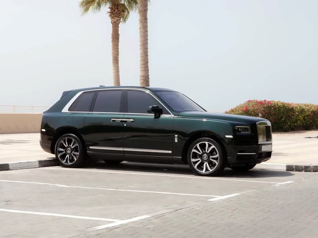 Rolls Royce Cullinan — photo 3 of 8