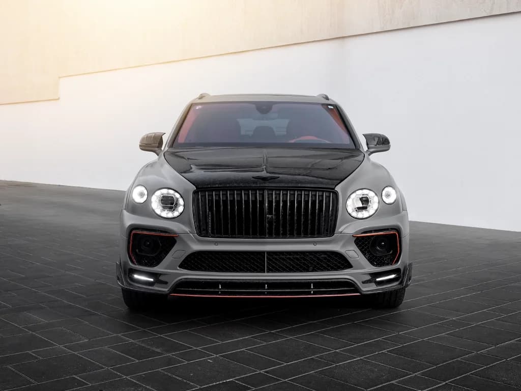 Bentley Bentayga Mansory — photo 2 of 8