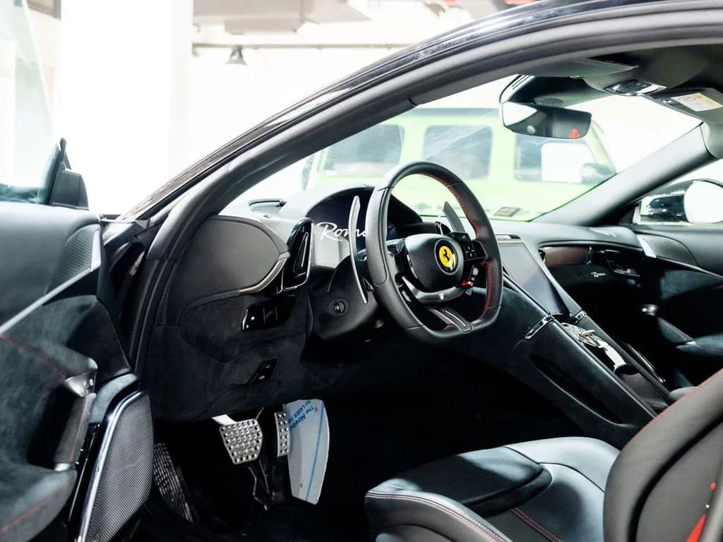 Ferrari Roma — photo 7 of 8