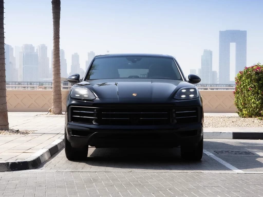 Porsche Cayenne — photo 3 of 6