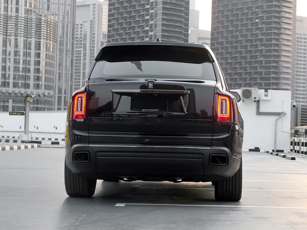 Rolls Royce Cullinan Black Badge — photo 4 of 9