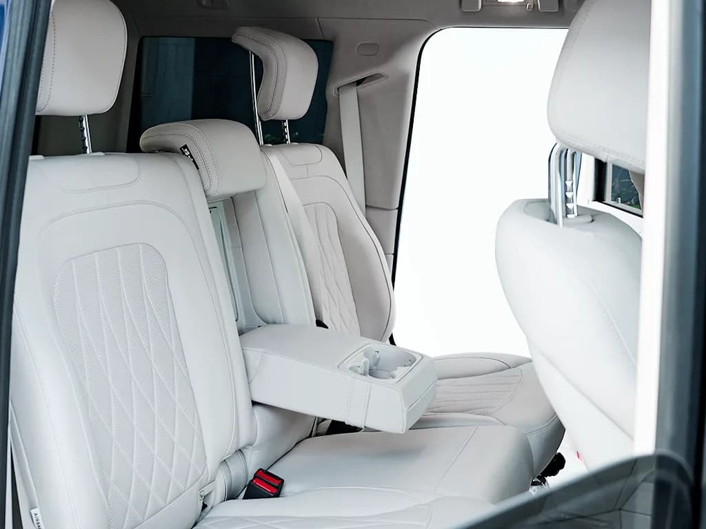 Mercedes AMG G63 2024 — photo 8 of 8