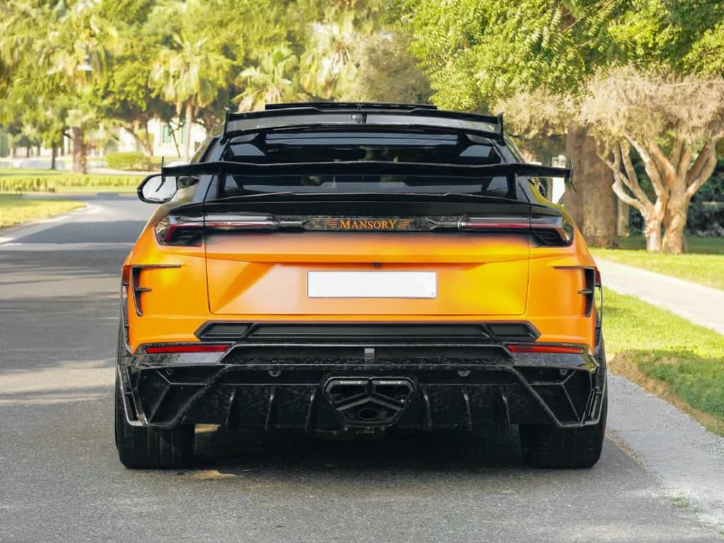 Lamborghini Urus Mansory view 2