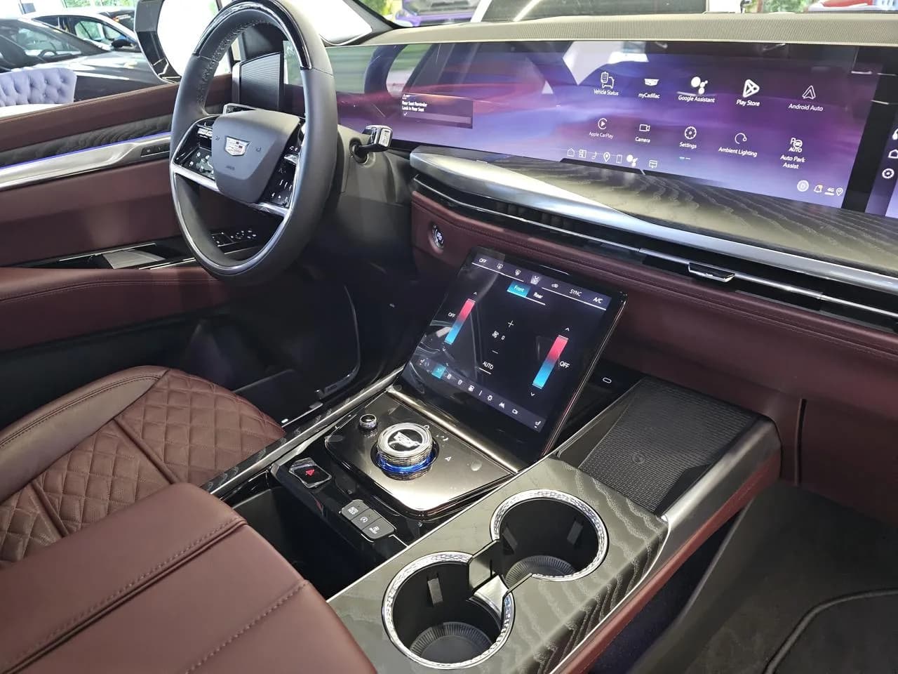 Cadillac Escalade Platinum Sport - photo 7 of 8