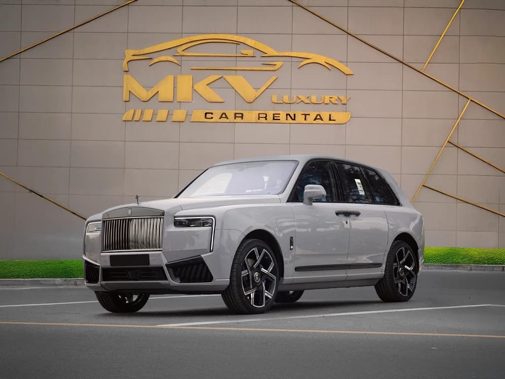 Rolls Royce Cullinan Black Badge 2026 main view
